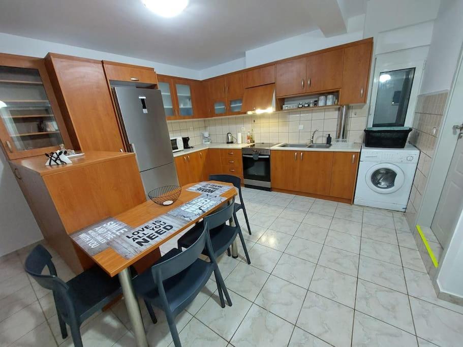 Iakovos Apartments Chorafakia Exterior photo